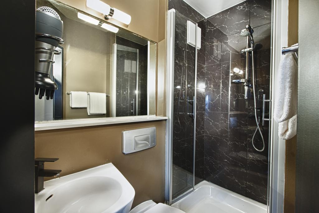 Hotel Munich North Neufahrn bei Freising Δωμάτιο φωτογραφία